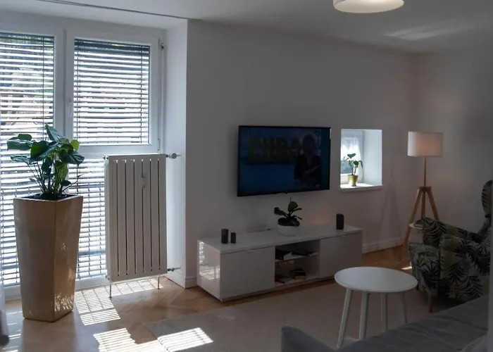 Sunnyside Apartment In The City Center