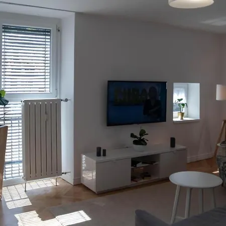 Sunnyside Apartment In The City Center Laibach Exterior foto